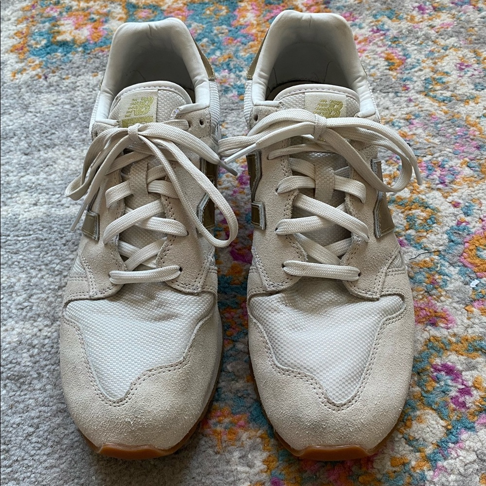 New Balance 520 Women’s Sneakers